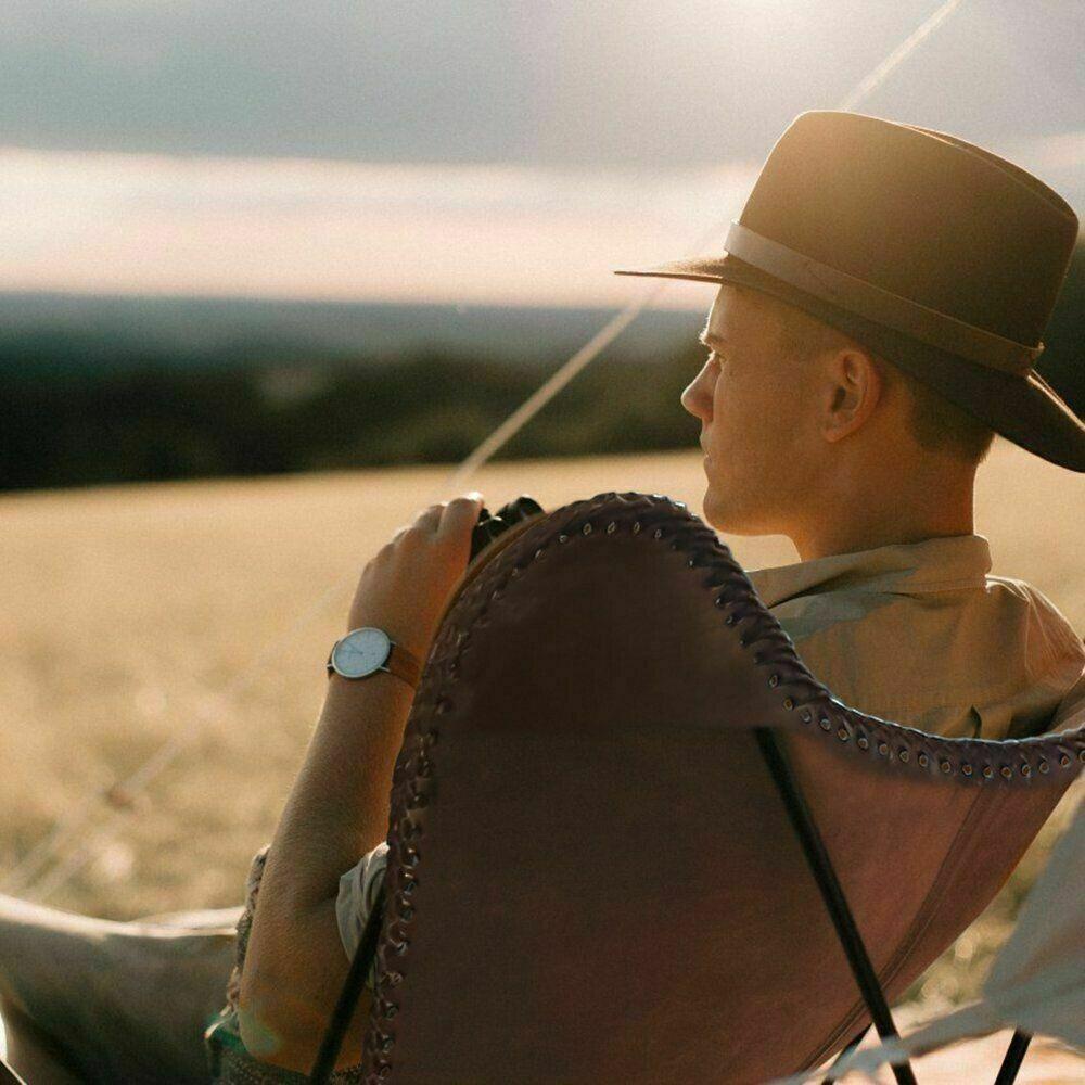 Buffalo Leather Butterfly Chair Folding Sleeper Seat Lounge Modern Accent Chair