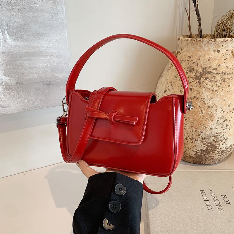 Bow Fashion Small Crossbody Bags for Women Classic Red Soft Leather Bridal Bag Multicolor Flap Design Lady Handbag