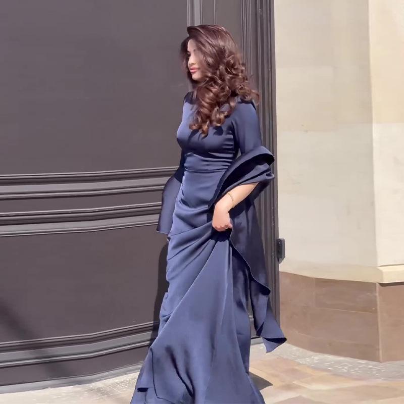 2024 Autumn Women's Solid Color Flare Sleeve Satin-Like Dress with Round Neck