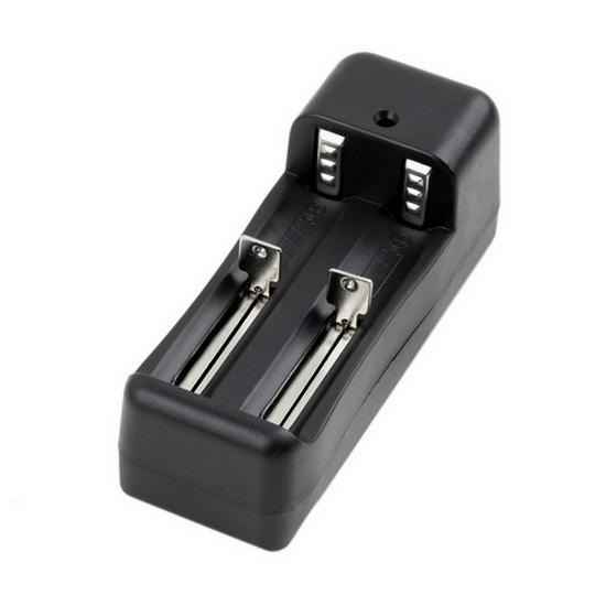 Dual Slot Universal Charger for 18650/14500 Lithium Batteries - 4.2V