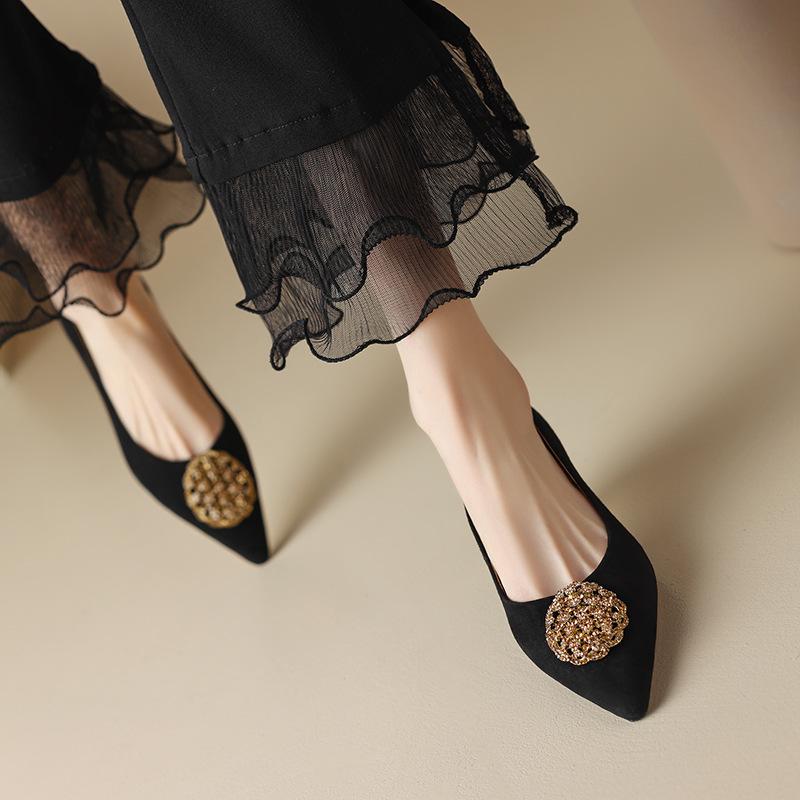 Shangsi, Great Looking~ Pointed Flower Shallow Mouth Single Shoes Women's 2025 Retro Wind Matte Stiletto Shoes