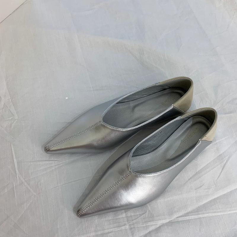 Fashion New Fashion Ballet Flats for Womens Comfort Soft Slip On Flat Pointed Shoes Women's Casual Low Heels Barefoot Elegant Sneakers