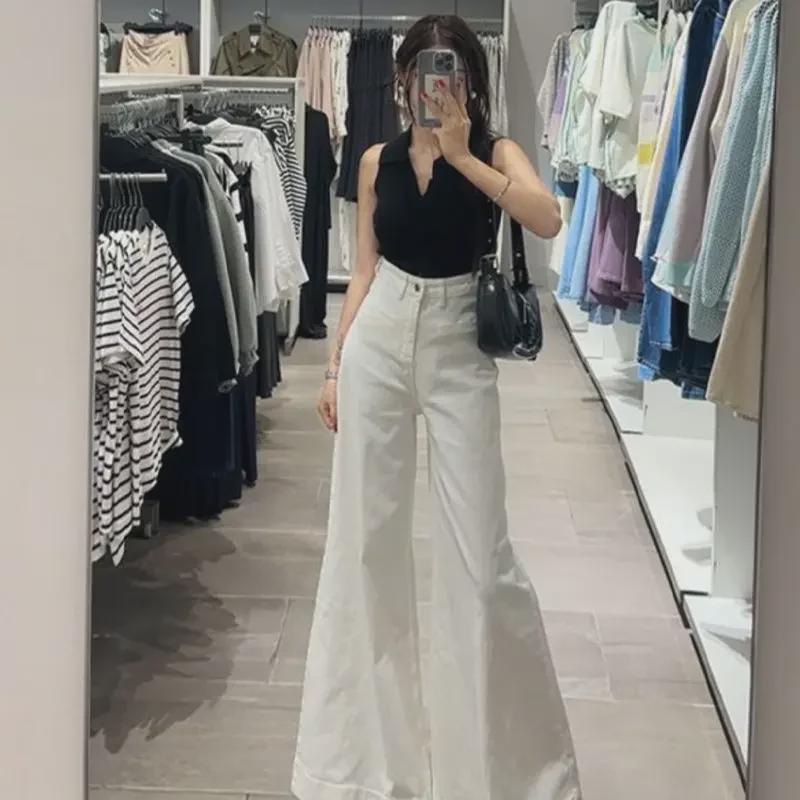 Women's White High-Waisted Wide-Leg Jeans Skirt: Casual, Fashionable, Slimming, and Age-Reducing Pants for Spring and Autumn.