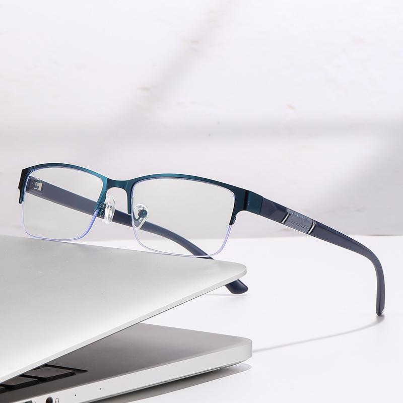 Men's Retro Half-Frame Anti-Blue Light Myopia Glasses - Small Square Eyebrow Design for Internet Celebrities and Gentlemen