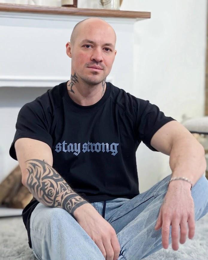 Colorful Men’s Raglan T-Shirt – Cotton Comfort, Stylish Design, Summer 8011-001-33 HC