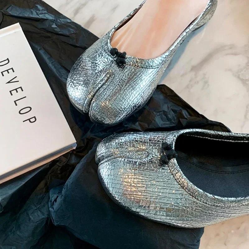 Designer Split Toe Flat Mule Pumps Women Ninjas Casual Soft Sole Loafers Fall Retro Comfy Fashions Ballet Shoes Mary Jane Pumps