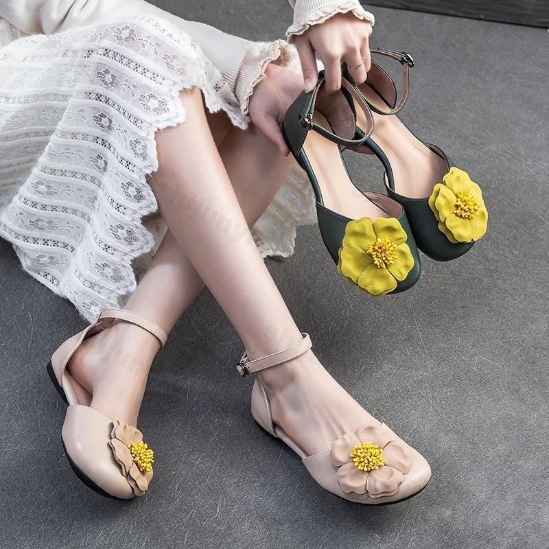 Fashion 2025 Summer New Elegant Flower Design Casual Flat Sandals for Women Retro Fashion Comfortable Versatile Flats Lightweight Pumps