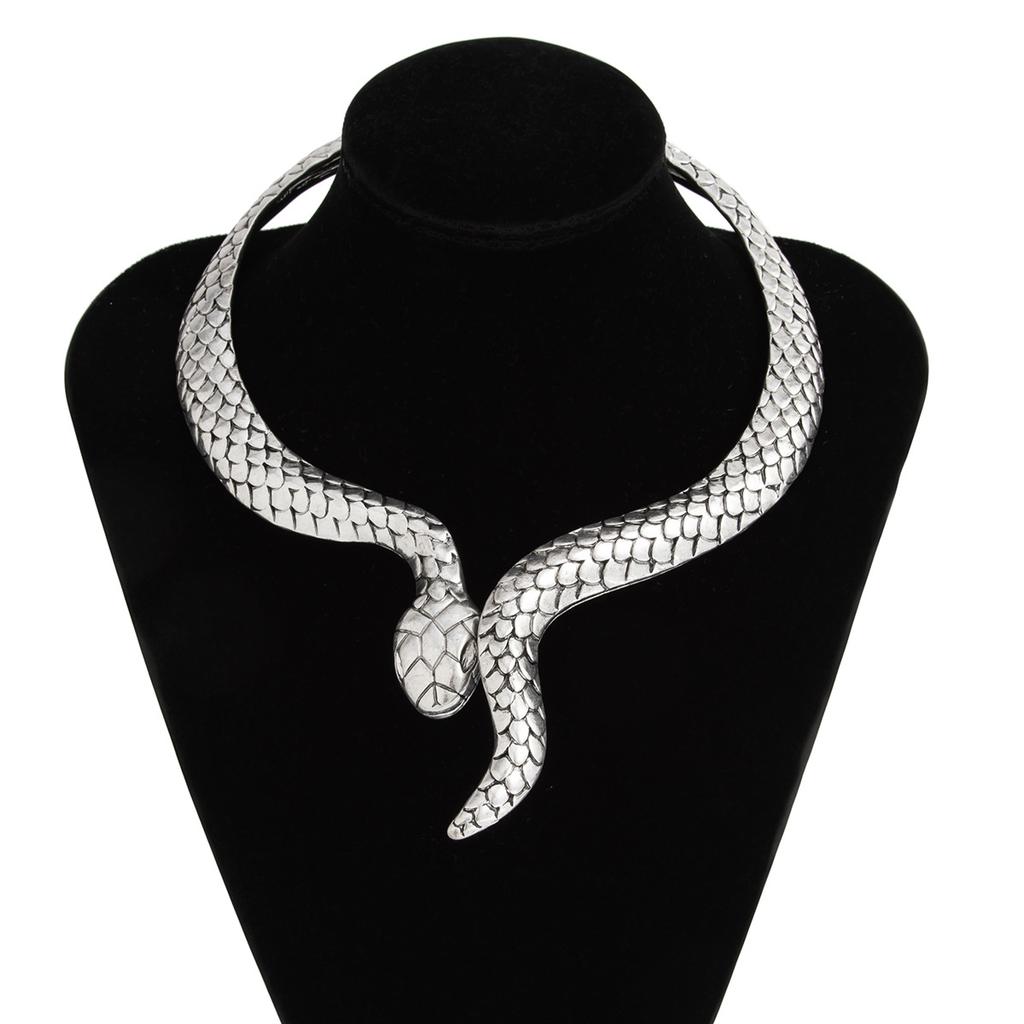 Exaggerated Silver Snake Alloy Collar Punk Style Winding Choker Necklace Retro Fashion Personality Spring Style Collar for Women