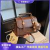 Premium Retro Small Bag Women's New Autumn and Winter Versatile Messenger Bag Fashionable Portable Small Square Bag