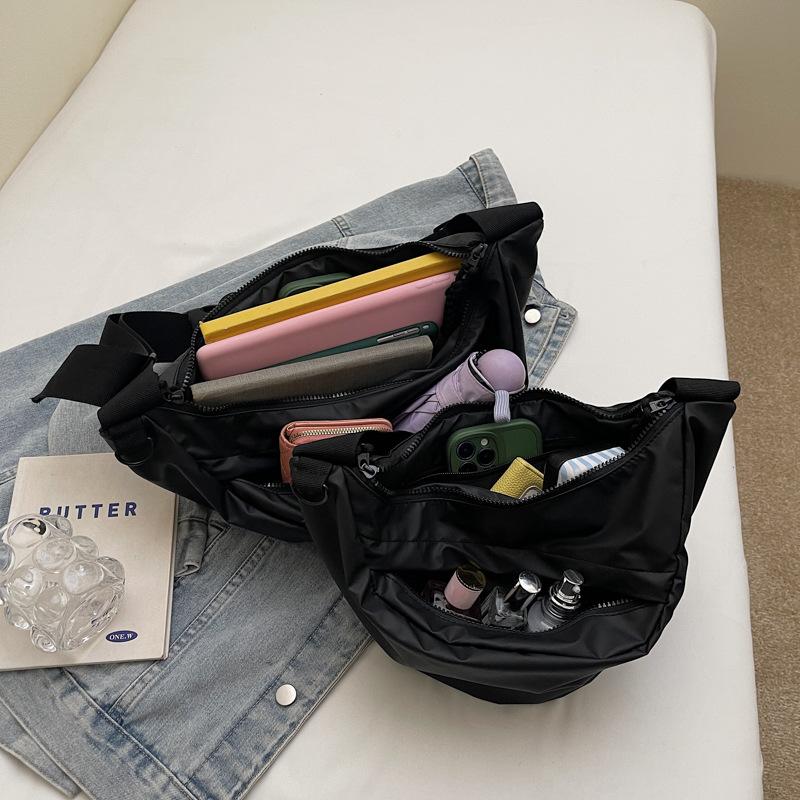 New Fashion Commuter Shoulder Bag Casual Versatile Dumpling Bag Solid Color Lightweight Large Capacity PU Crossbody Bag