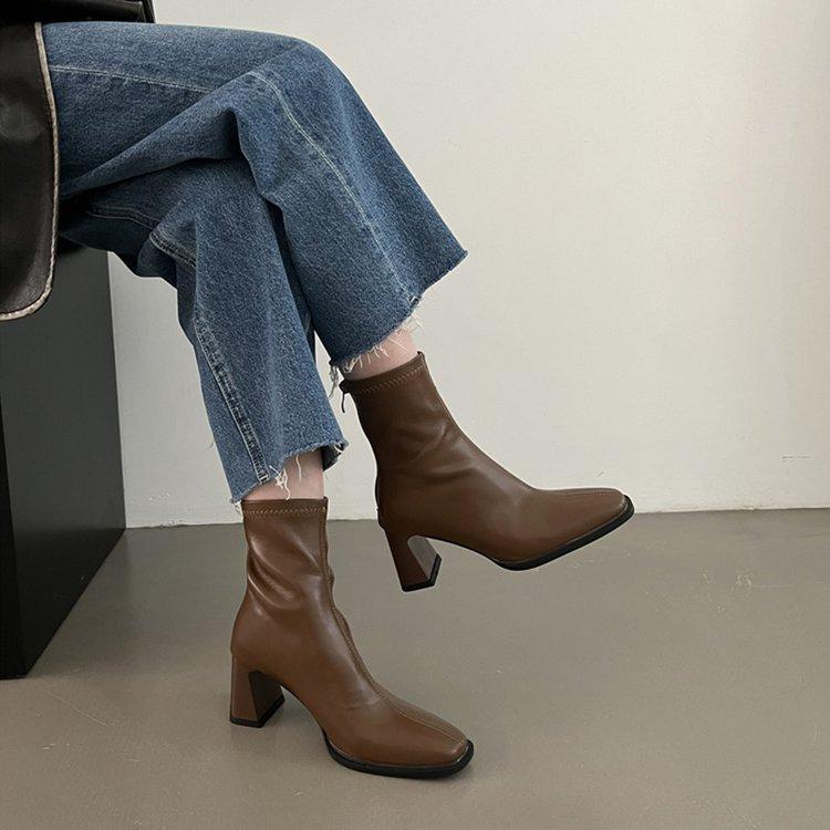 High Heel Skinny Boots Fairy Fairy 2025 New Soft Leather Thick Heel Cigarette Boots Internet Celebrity Fashion Chelsea Short Boots