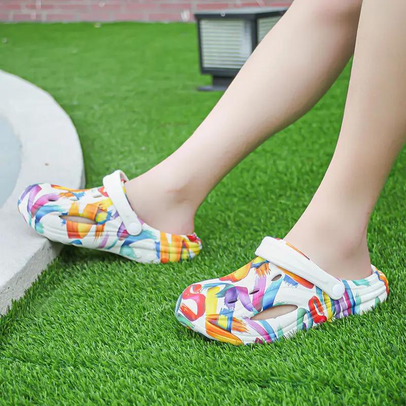 Outdoor Slippers For Men Slip-resistant Beach Sandals Man Comfortable Cheap Korean Style Casual 2024 Style Elegant Eva Shoes