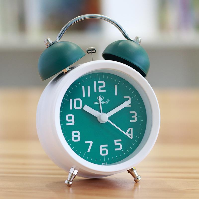 Скандинавский стиль Модный и простой Креативность Металлический звенящий будильник Бесшумный будильник Студенческая спальня Светящиеся часы Часы