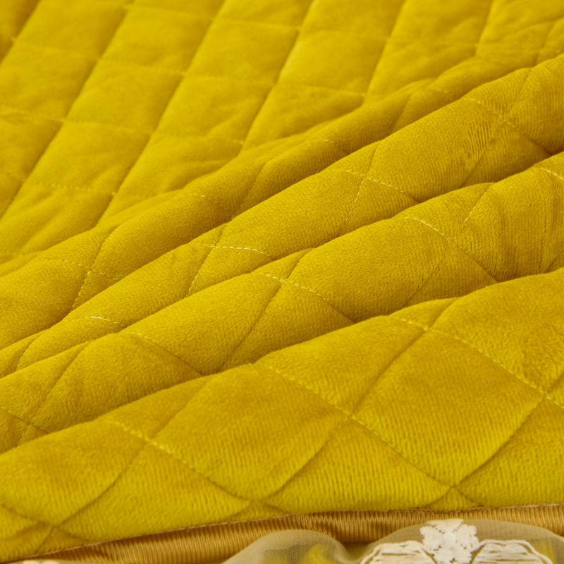 3pcs of Thickened Autumn and Winter Lace Bed Skirt, Crystal Velvet Bed Skirt Lace Bed Cover, Soft and Comfortable, Bedroom and Guest Room Bedding