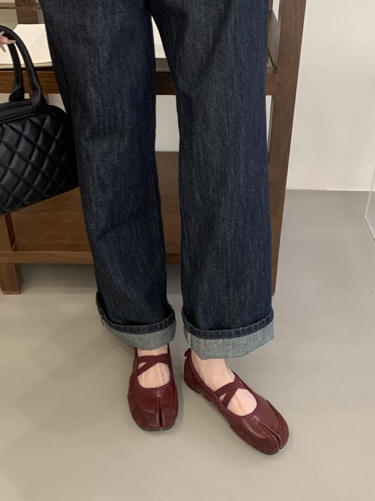 2025 New One-word Buckle with Split-toed Pig's Trotters Mary Jane Ballet Small Leather Shoes Women's Flat-bottomed Shallow Mouth Women's Single Shoes