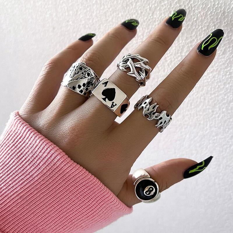 1Set Vintage Gothic Heart Rings Set For Women Men Punk Playing Card Spades Geometric Hollow Butterfly Ring Retro Finger Ring Jewelry
