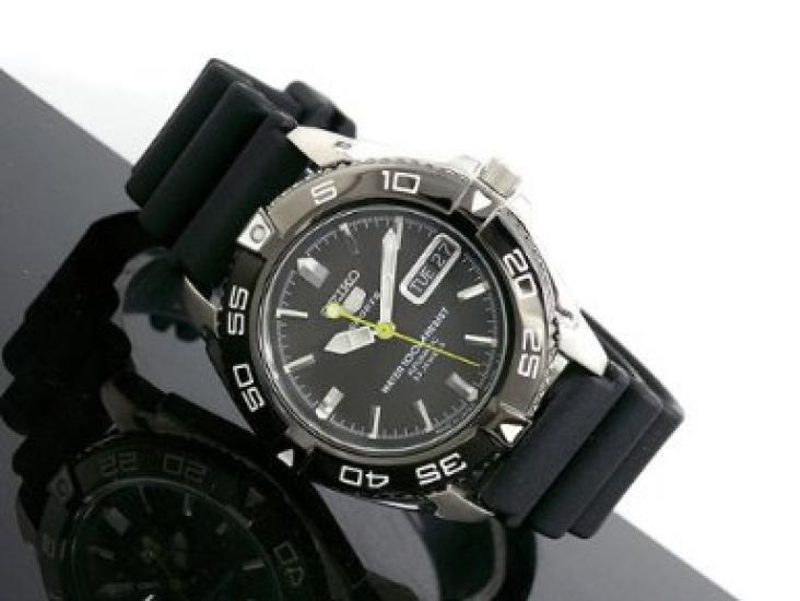 Seiko 5 Reimport Model SEIKO5 5 Sports 100m Water Resistant Mechanical SNZB23J2 (Automatic Winding) Men's