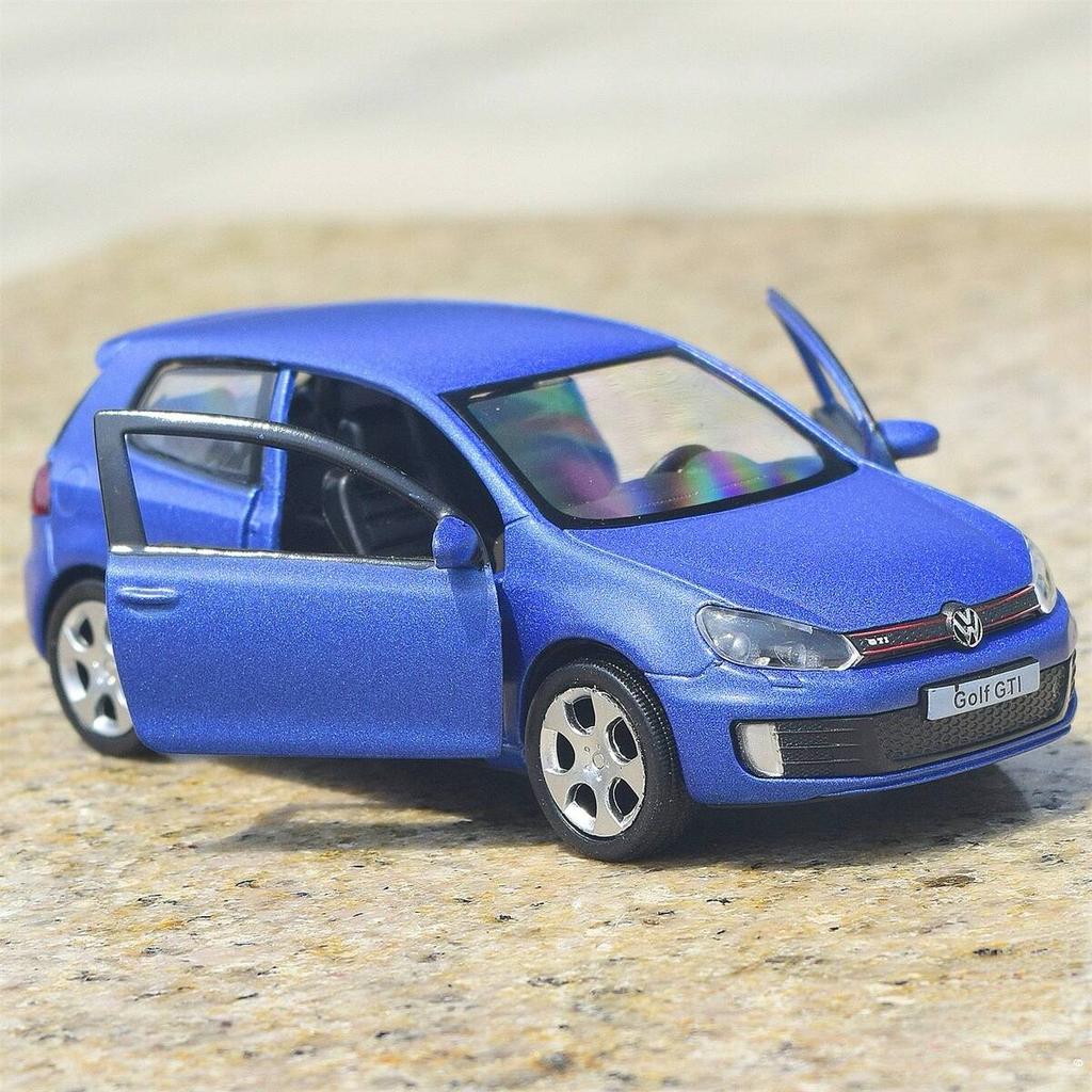 Volkswagen Golf GTI 5 Inch Metal Car Simulation Diecast & Toy Vehicle RMZ City 1:36 Alloy Model Gifts For Children