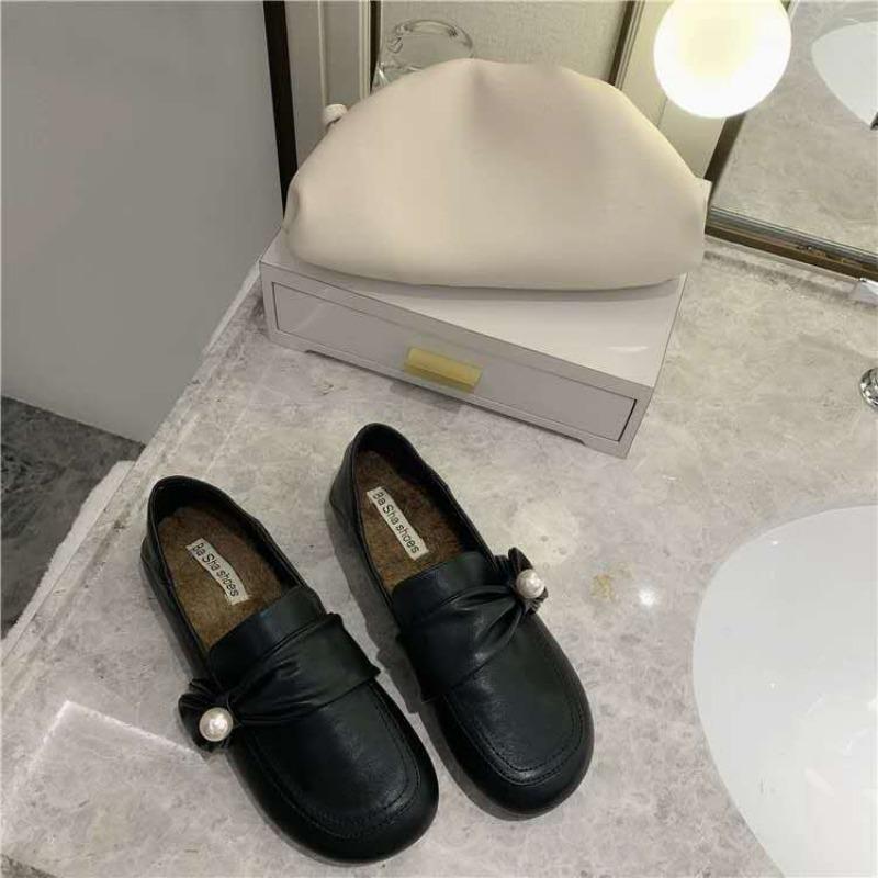 Female Footwear with Crystals Loafers Women's Shoes Diamond Leather Rhinestone Bow 2024 New Luxury Cheap Spring Korean On Offer