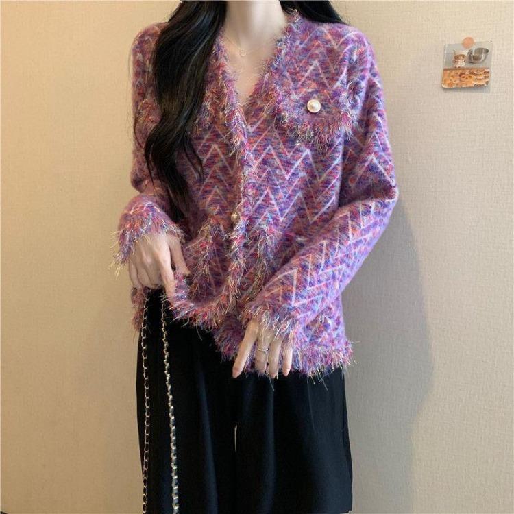 Women's Thickened Knitted Cardigan Coat Unique Design for Autumn