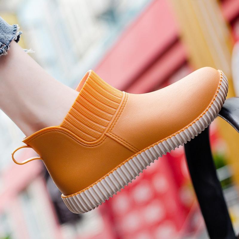 Fashion Rain Shoes Women's Short Tube Water Shoes Outer Wear Work Shoes Car Wash Low Tube Waterproof and Non-slip Rubber Shoes Rain Boots