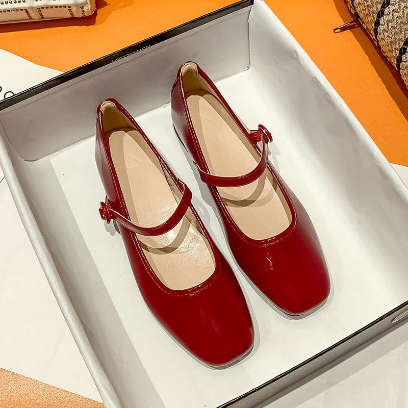 Fashion Red Little Leather Shoes for Women 2025 Spring Autumn Shallow Mouth Square Head Pumps Low Heel One Word Straw Mary Jane Shoes