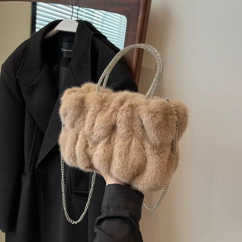 Fashion Plush Top-Handle Bags Women's Shoulder Bags Solid Color Chain Versatile Purse and Handbag Soft Simple Crossbody Bags MIT