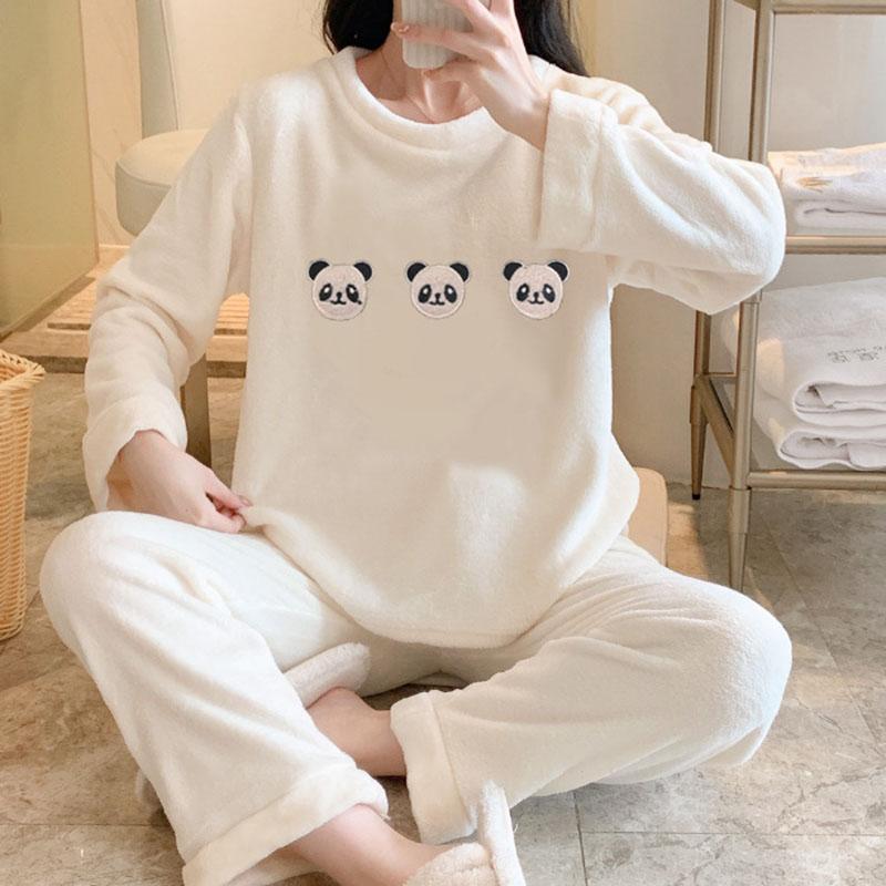 Thickened Warm Sleepwear for Winter Women Pajamas Flannel Cartoon Panda O-Neck Coral Velvetplus Winter Pajamas Ladies