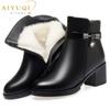 Women's Snow Boots Large Size Warm Wool Women's Winter Boots Non-slip New Genuine Leather Women's Short Boots