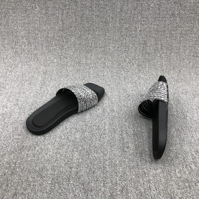 Fashion 2024 Summer Fashion New Sexy Casual Outerwear Solid Color Crystal Flat Slippers Comfortable Sandals