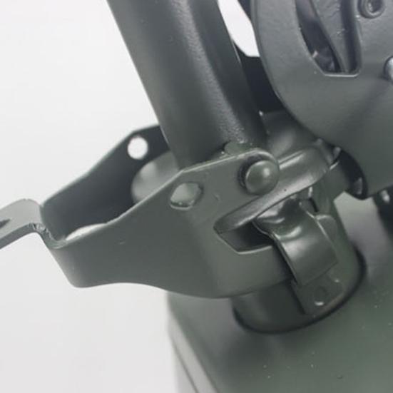 5L Metal Gas Can Spill Proof Fuel Container with Spout And Handle Portable Fuel Storage Tank with Safety Lock Pin for Trucks Cars Motorcycle Equipment