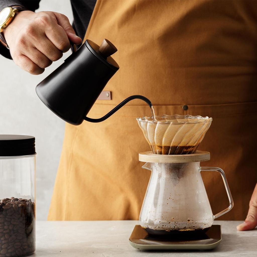 uxcell Round Paper Coffee Filters with Holes, 3.74" OD, for Espresso Makers, Cafes, and Offices, Pack of 400, White