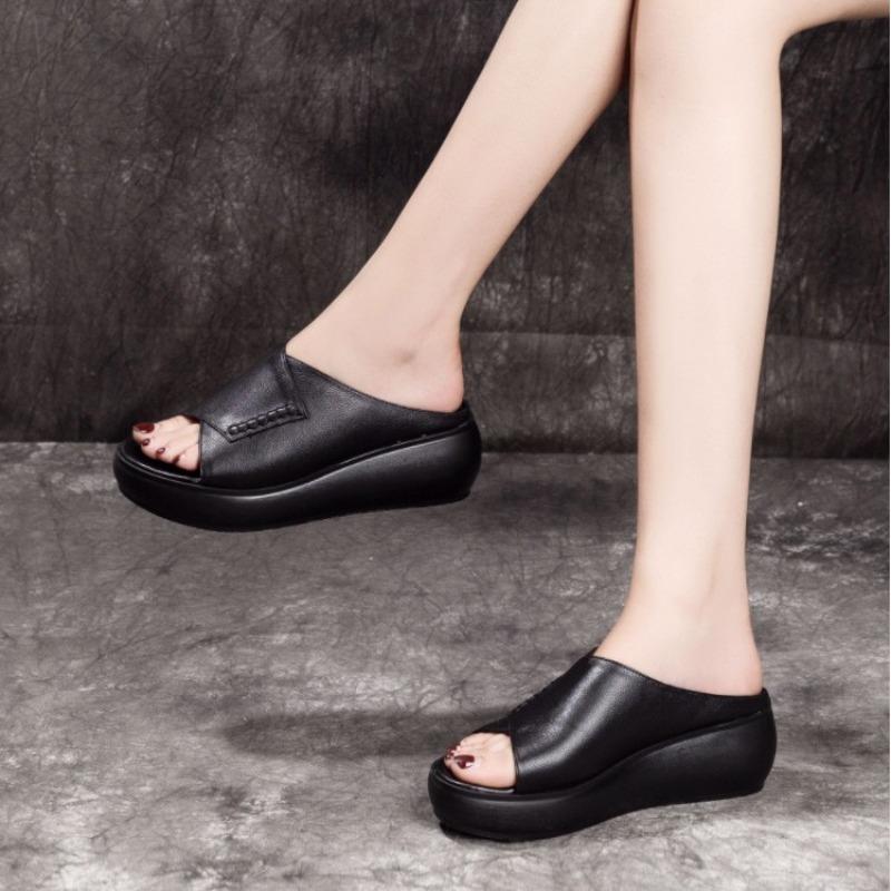 Fashion 2024 Summer New Fashion Solid Color Open Toe Women Slippers Wearing Thick Sole Slope Heel Comfortable Women's Shoes Outside