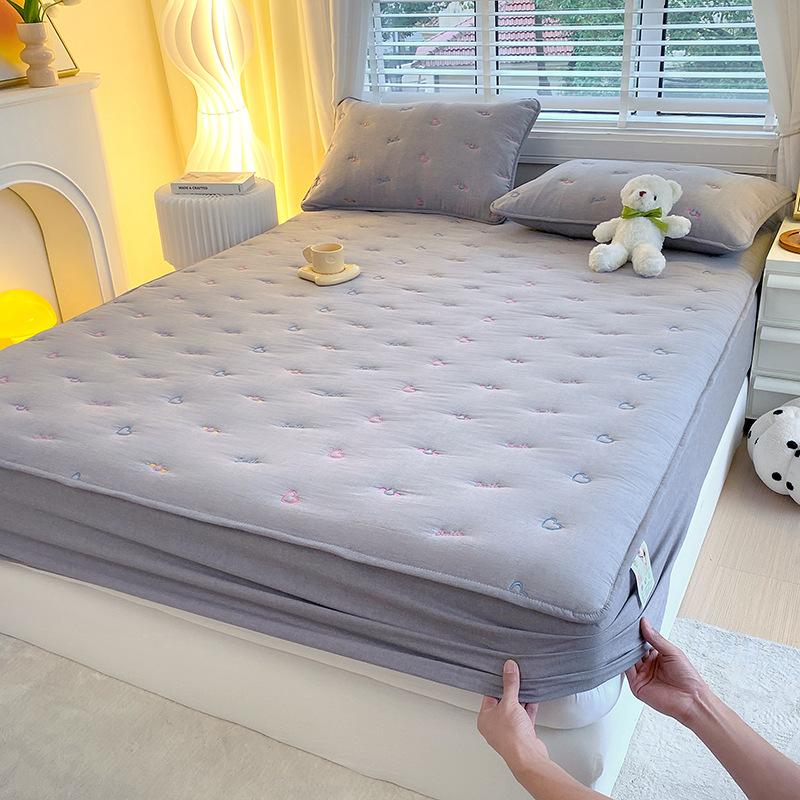 Cotton Class A Soybean Padded Cotton Embroidered Sheet Cover Three-Piece Protective Cover All-Inclusive Dust Cover