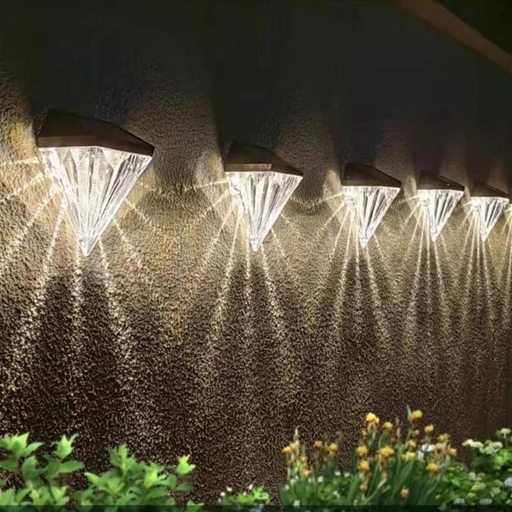 Solar Fence Lights Outdoor Garden Diamond Solar LED Wall Light IP65 Waterproof Garden Step Light for Terraces Railings
