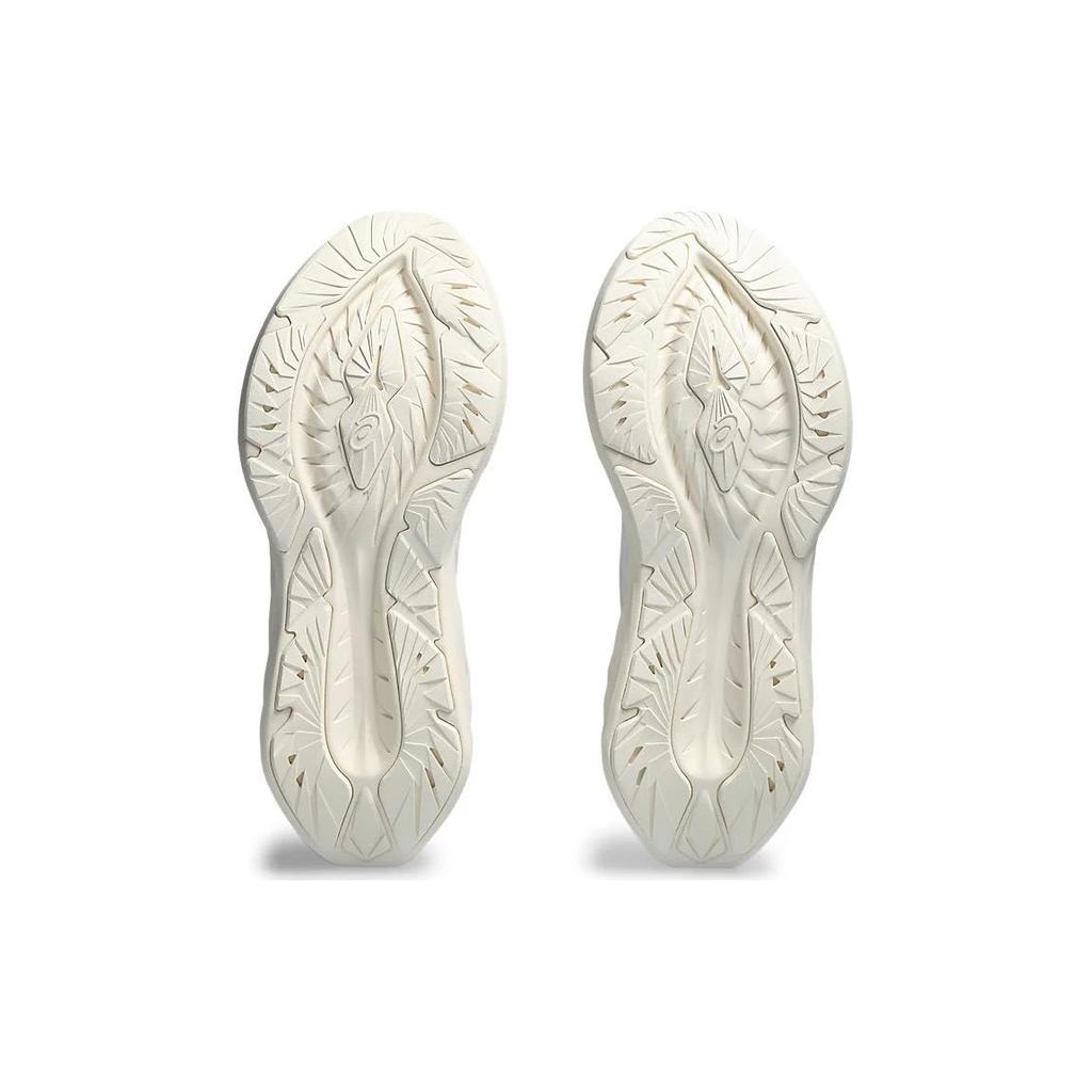 Asics Novablast 4 White White Men Sneakers 1011B693-102