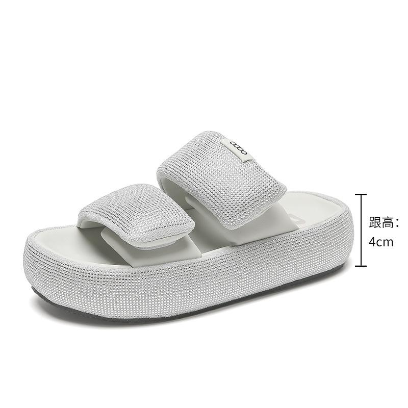 Thick-soled Slippers Women's Outer Wear Summer High-end Fashion Hot Diamond Heightening Muffin Shoes Women's Versatile Cool Slippers Summer