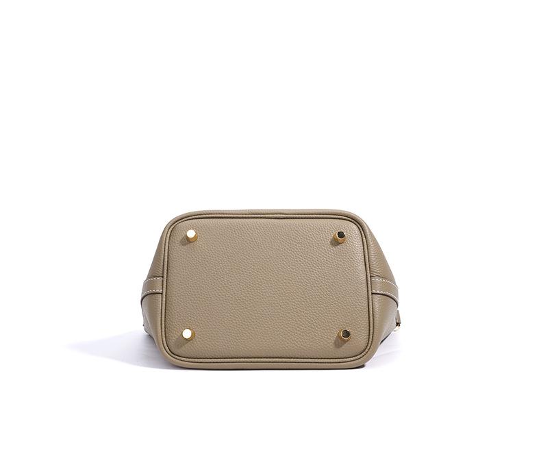 Genuine Leather Women's Bucket Bag Large Capacity Vegetable Top-handle Basket Bag