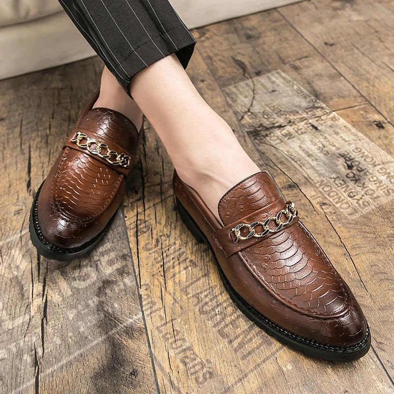 Italian Style Men Casual Leather Shoes Fashion Lightweight Loafers Low Heel Slip-on Outdoor Driving Shoes Flat Designer Shoes