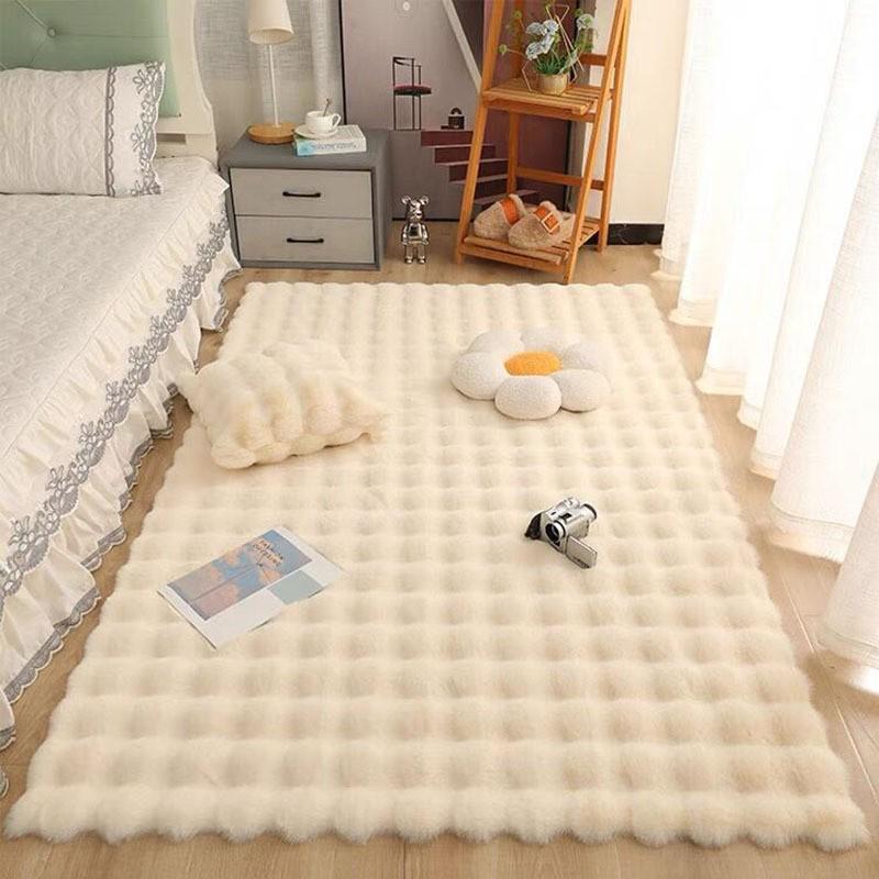 Cream Imitation Rabbit Fur Plush Rug: Bubble Plush Floor Mat for Bedroom, Bedside, Living Room, Bay Window Cushion, Blanket