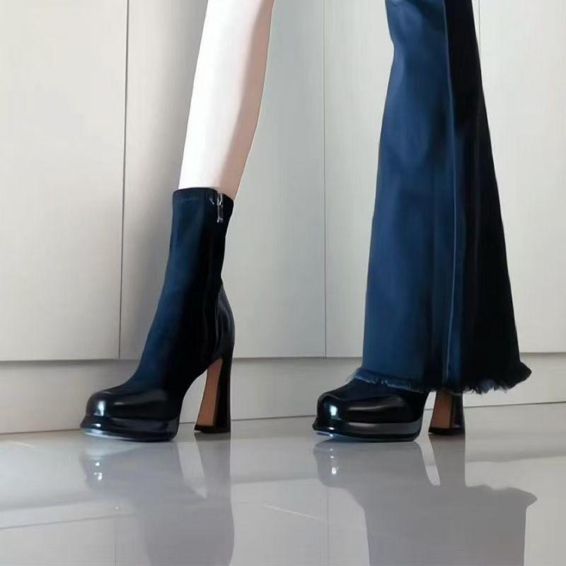 French Xiaoxiangfeng Retro Design Waterproof Table Elastic Thin Boots Korean Version Casual High-heeled Short Boots 2025 New