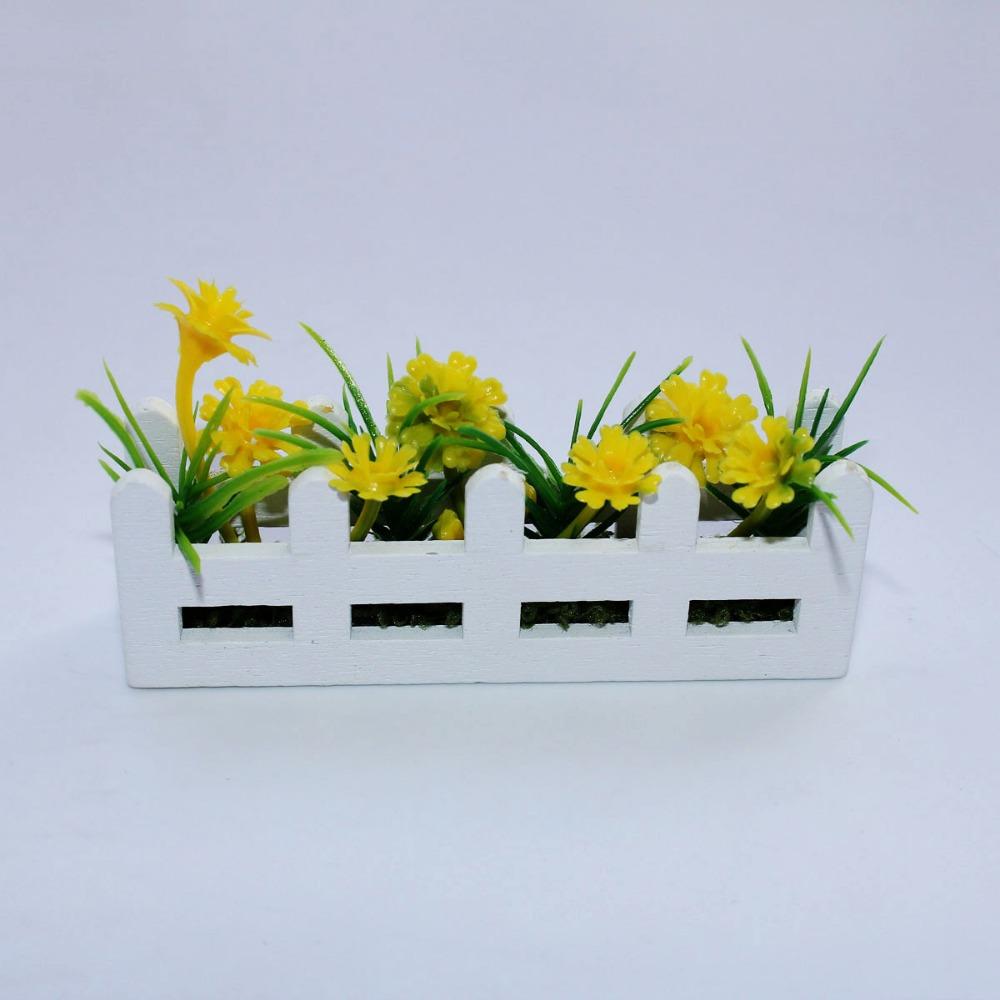 1:12 Scale Miniature Potted Plants Lifelike Artificial Doll Plants Fake Daisy  Children