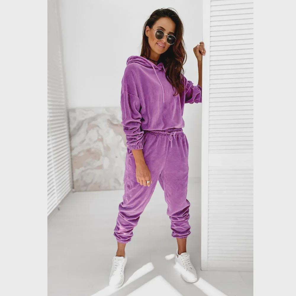 Women's Solid Color Gold Velvet Hooded Long-Sleeve Sports Casual Suit - Autumn/Winter 2021