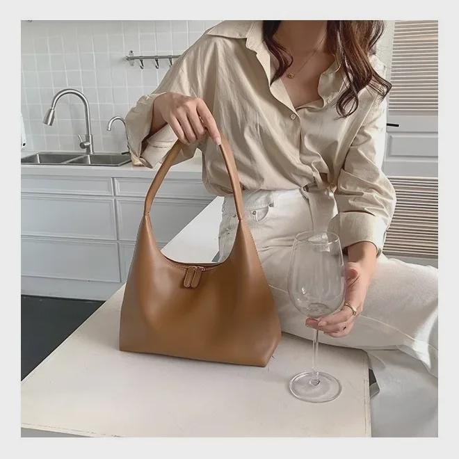 Korean-Style Soft Leather Milk Tea Dumpling Bag: Retro Shoulder & Versatile Handheld Design