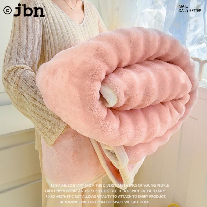 Super Soft Throw Blanket Lavender Premium Silky Flannel Fleece 3D Clouds Stylish Jacquard Lightweight Bed Blanket All Season Use