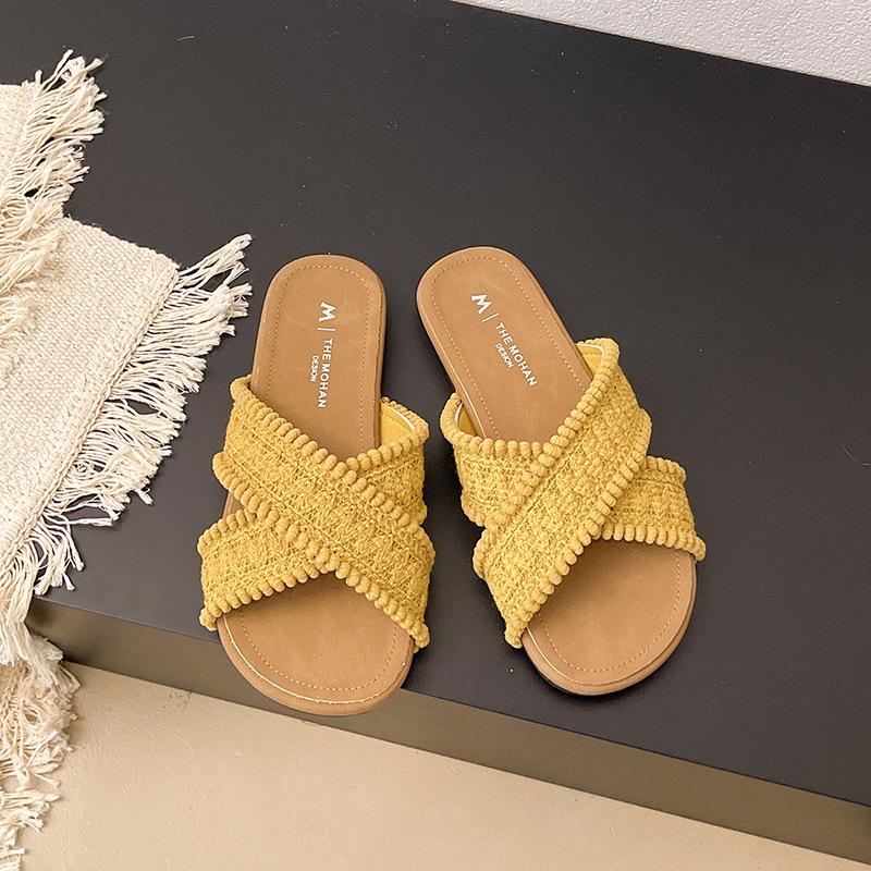 One-word Holiday Cool Slippers Women's Cool Slippers Design Soft Bottom Giant Beach Feeling Niche Retro