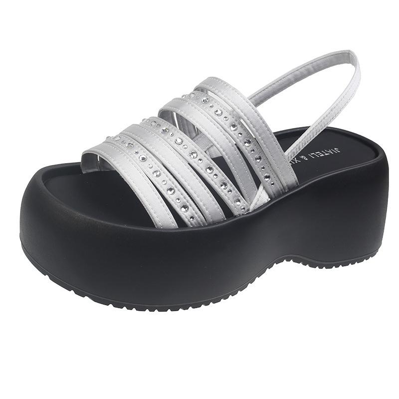 Muffin Height Increase 2025 Women's Sandals Small Summer Platform Rhinestone Roman Shoes Cool Slippers Vacation Outside European Station