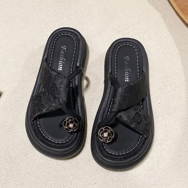 Fashion Shoes Women Slippers Summer Pantofle Shale Female Beach Slides Platform Fashion Soft 2025 Sabot Luxury Scandals Shoes Woman 202