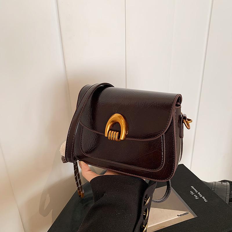 Oil Wax Leather Retro Shoulder Bag - Women's Small Square Bag for Spring 2025 Festival Fashion.