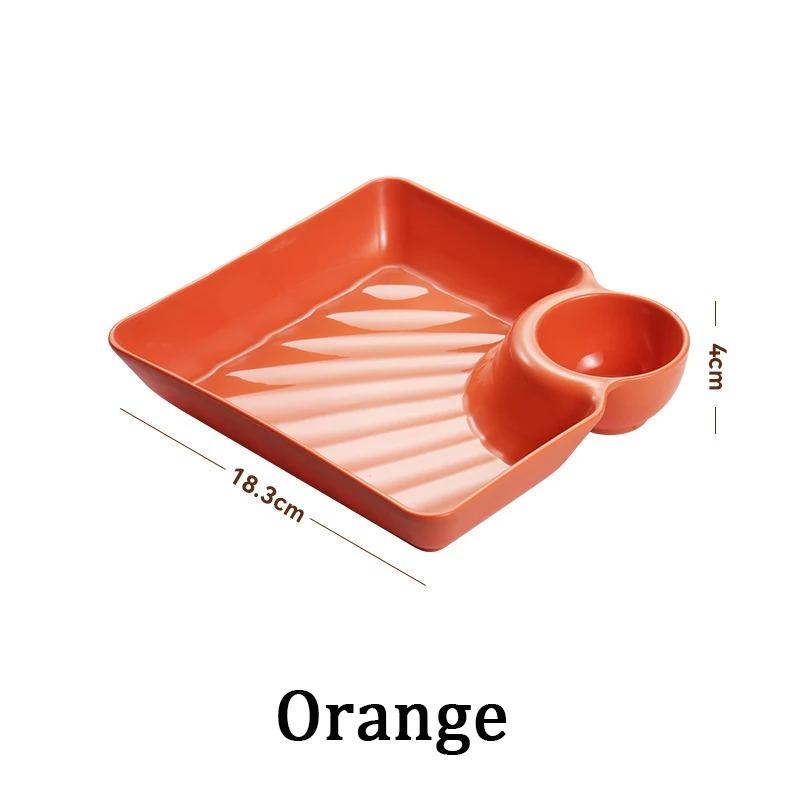 Пластиковая тарелка с соусом, квадратная тарелка с держателем для соуса, тарелка для суши, жареная курица и картофель фри, разделенная тарелка